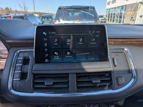 Used 2023 Chevrolet Suburban High Country AWD/4WD image 14