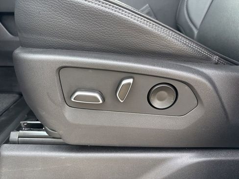 Used 2023 GMC Sierra 1500 Denali w/ Denali Reserve Package image 10