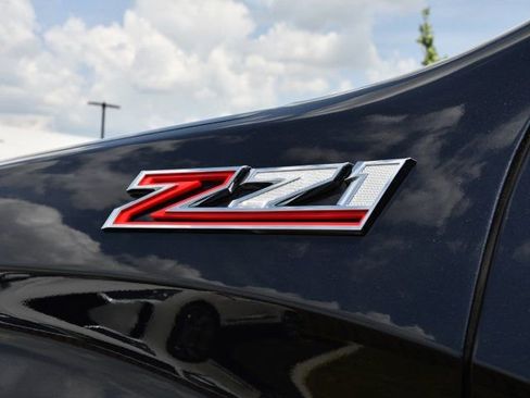 Used 2024 Chevrolet Silverado 1500 LT Trail Boss w/ Convenience Package II AWD/4WD image 14