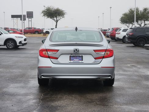 Used 2022 Honda Accord Sport image 8
