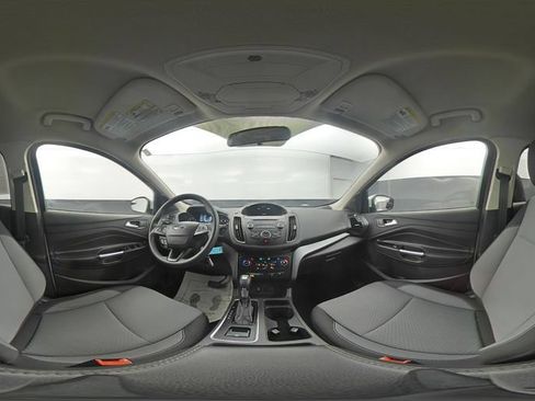 Used 2017 Ford Escape SE AWD/4WD image 12