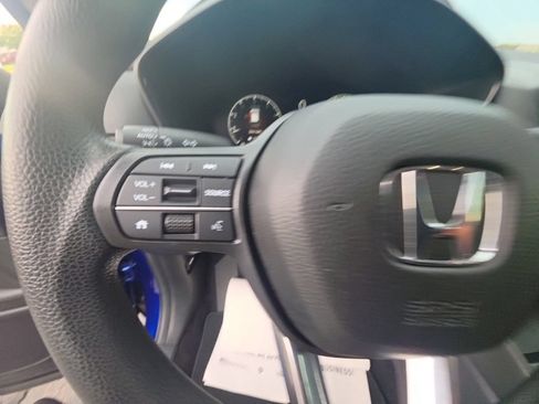 Used 2025 Honda CR-V LX image 16