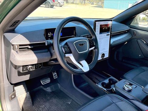 Certified 2024 Ford Mustang Mach-E GT image 18