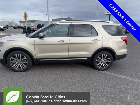 Used 2017 Ford Explorer Platinum image 5