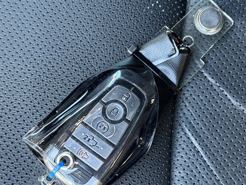 Used 2023 Ford F150 Lariat image 37