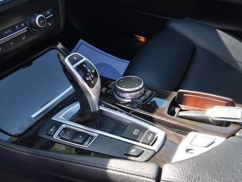 Used 2016 BMW 528i Sedan image 13