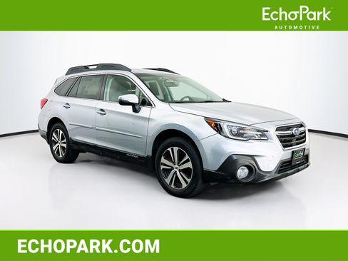 Used 2018 Subaru Outback 2.5i Limited AWD/4WD image 1