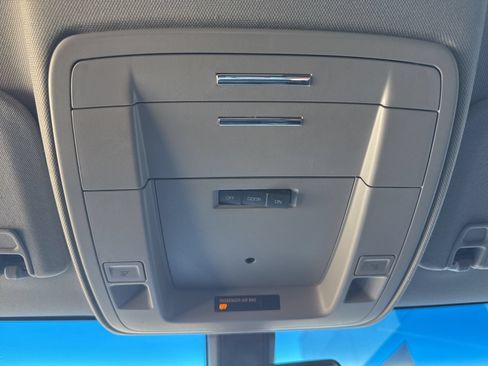 Used 2019 Chevrolet Tahoe LS AWD/4WD image 29