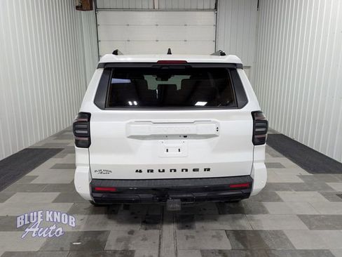 Used 2025 Toyota 4Runner TRD Sport Premium image 3
