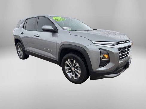 Used 2026 Chevrolet Equinox LT w/ Convenience Package II image 8