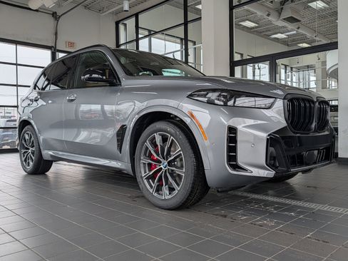 New 2026 BMW X5 M60i image 1