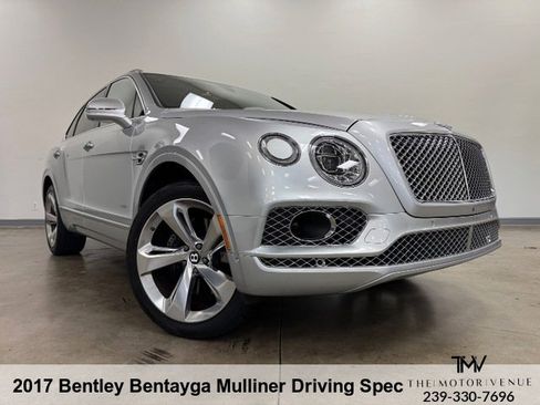 Used 2017 Bentley Bentayga Mulliner Driving Specification image 14