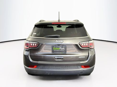 Used 2020 Jeep Compass Latitude w/ Popular Equipment Group FWD image 7