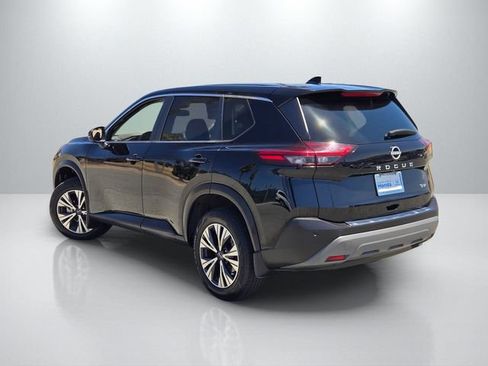 Used 2023 Nissan Rogue SV FWD image 6