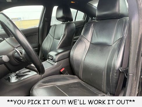 Used 2015 Dodge Charger R/T w/ Plus Group RWD image 8