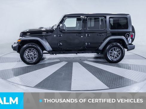 Used 2025 Jeep Wrangler Unlimited Sport AWD/4WD image 4