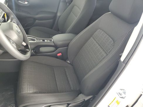 New 2026 Honda HR-V LX image 12