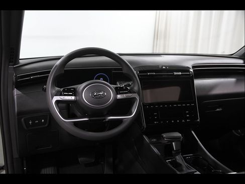 Certified 2024 Hyundai Santa Cruz SEL w/ Activity Package AWD/4WD image 6