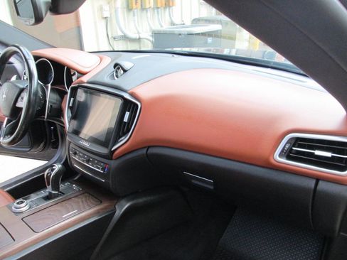 Used 2017 Maserati Ghibli S Q4 image 45