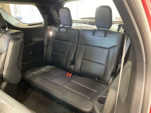 New 2026 Ford Explorer ST-Line w/ ST-Line Street Pack AWD/4WD image 10