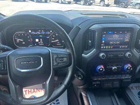 Used 2020 GMC Sierra 1500 Denali w/ Denali Ultimate Package AWD/4WD image 18