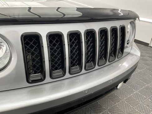 Used 2016 Jeep Patriot Sport image 27