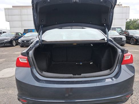 Used 2020 Chevrolet Malibu LS image 26