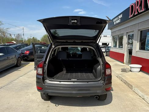 Used 2015 Jeep Compass Latitude w/ Trailer Tow Prep Group image 20