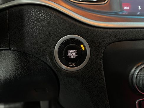Used 2019 Dodge Charger Scat Pack w/ Daytona Edition Group RWD image 18