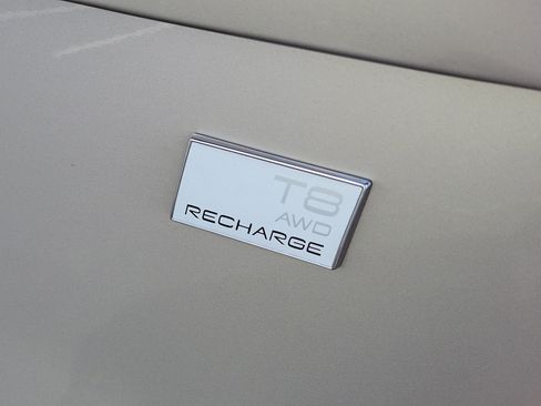 Used 2023 Volvo XC90 T8 Ultimate w/ Lounge Package AWD/4WD image 6