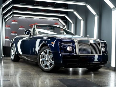 Used 2010 Rolls-Royce Phantom Drophead Coupe RWD image 1