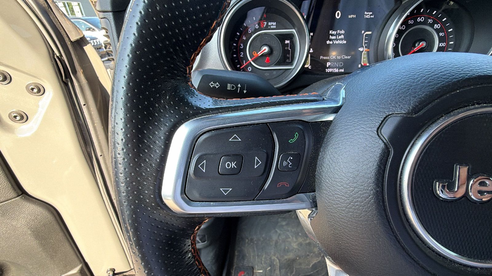 Used 2020 Jeep Gladiator Mojave AWD/4WD image 27