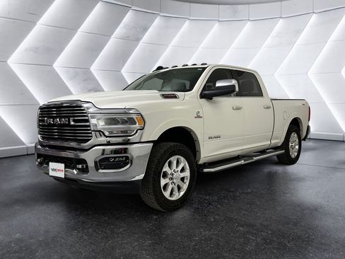 Used 2020 RAM 2500 Laramie AWD/4WD image 3