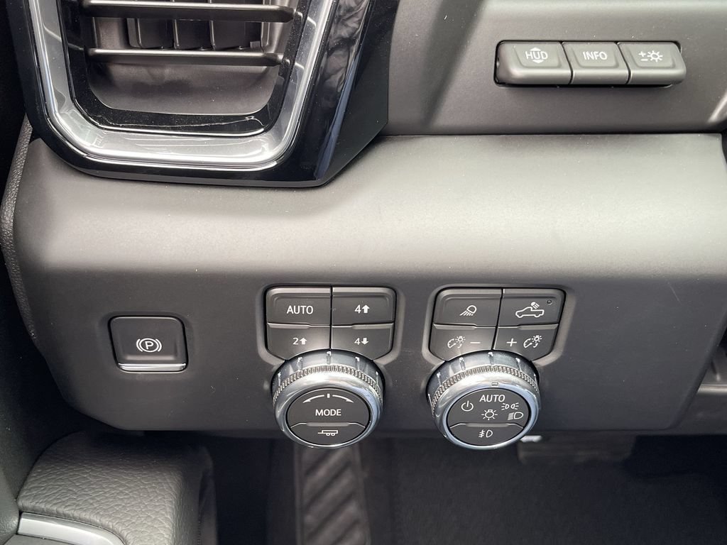 New 2026 GMC Sierra 1500 Denali w/ Denali Reserve Package AWD/4WD image 18