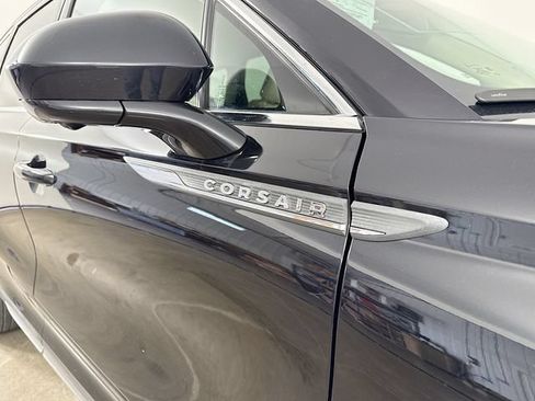 Used 2022 Lincoln Corsair AWD w/ Equipment Group 101A image 38