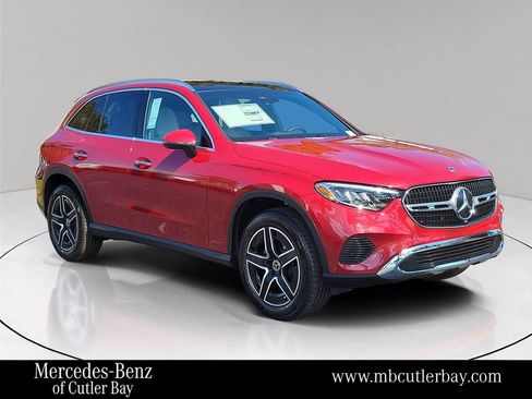 New 2026 Mercedes-Benz GLC 300 image 1