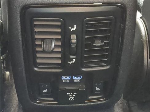 Used 2018 Dodge Durango GT AWD/4WD image 22