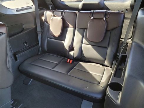 Certified 2021 Ford Explorer Platinum w/ Equipment Group 601A image 20