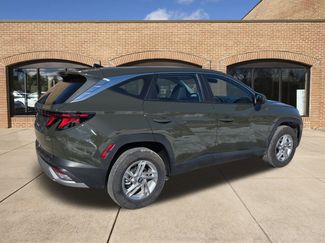 Certified 2025 Hyundai Tucson SE video 3