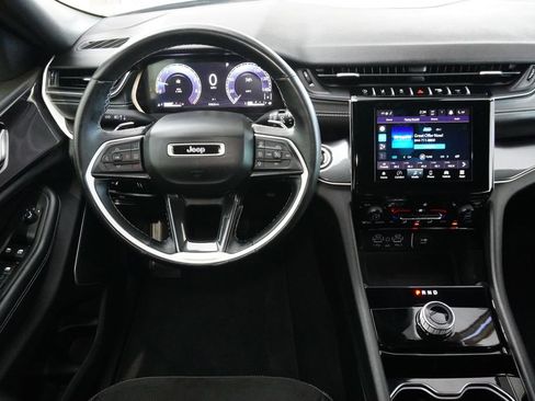 Used 2021 Jeep Grand Cherokee L Laredo image 22