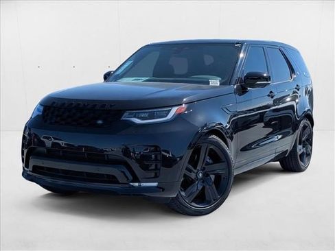 New 2025 Land Rover Discovery Dynamic SE image 1