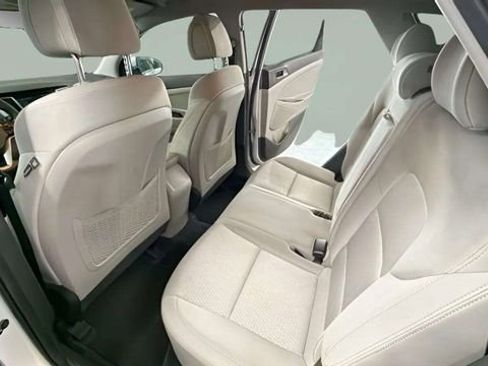 Used 2018 Hyundai Tucson SE image 22