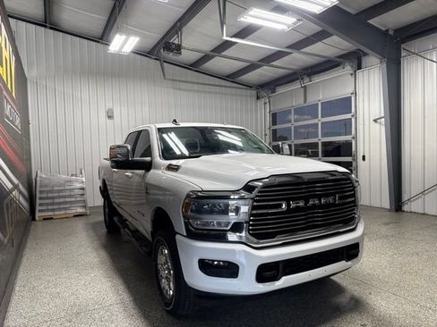 Used 2024 RAM 2500 Laramie w/ Safety Group AWD/4WD image 17