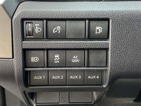 Used 2025 Toyota 4Runner TRD Off-Road image 15