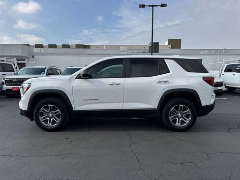 Used 2025 GMC Terrain Elevation image 7