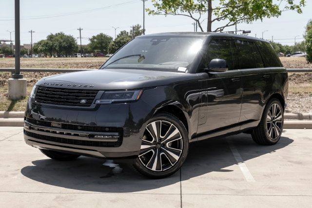 New 2026 Land Rover Range Rover SE AWD/4WD image 2