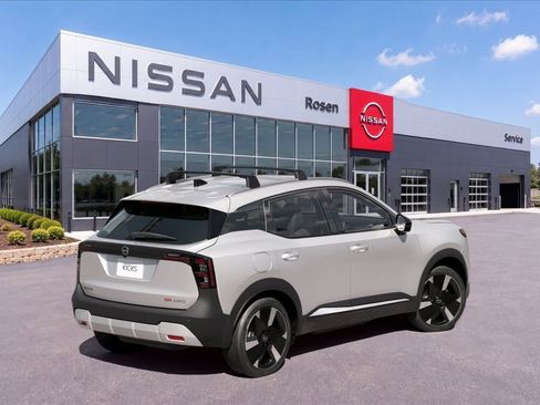 New 2026 Nissan Kicks SR w/ Cold Weather Package AWD/4WD image 16