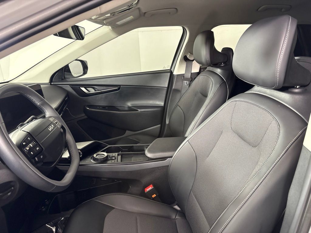 New 2026 Kia EV6 Light RWD image 26