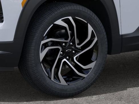 New 2026 Chevrolet TrailBlazer RS w/ Convenience Package AWD/4WD image 9