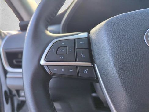 Used 2025 Toyota Grand Highlander FWD image 18